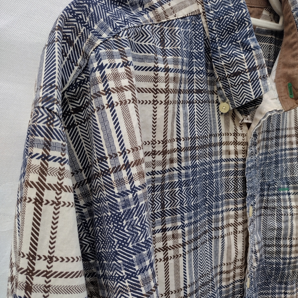 Button down - Picture 5 of 7